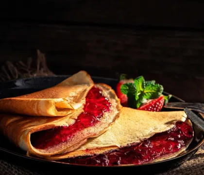 Chocolate Cheesecake Crepe Roll-Ups