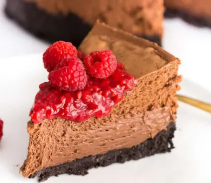 No-Bake Chocolate Raspberry Cheesecake